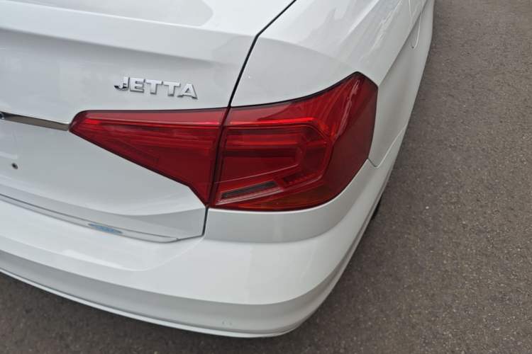 Used Volkswagen Jetta 2019 Dream Edition 1.4L Manual Fashion Version Right Rear Taillight