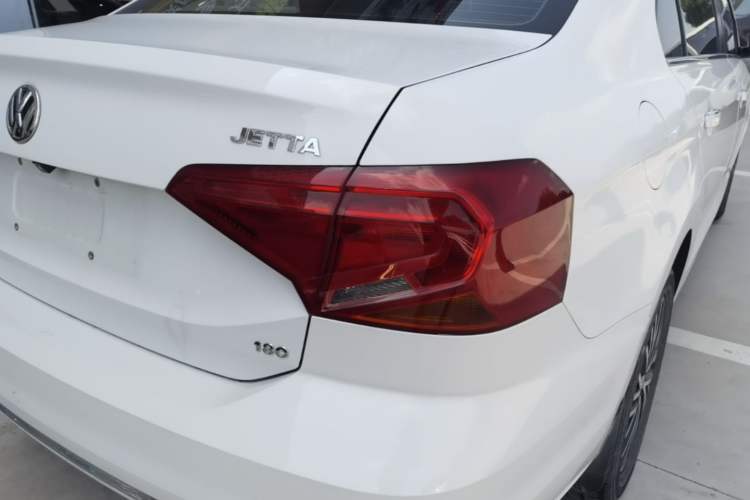 Used Volkswagen Jetta 2019 Dream Edition 1.5L Manual Comfort Version Right Rear Taillight