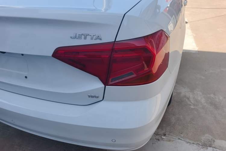 Used Volkswagen Jetta 2019 Dream Edition 1.5L Automatic Fashionable Version Right Rear Taillight