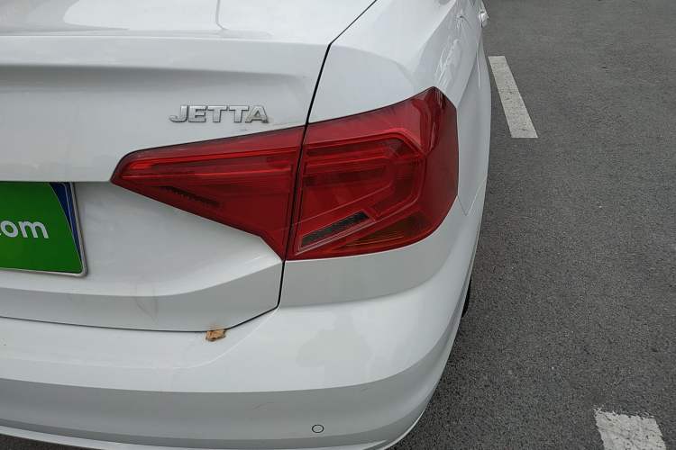 Used Volkswagen Jetta 2019 Dream Edition 1.4L Manual Fashion Version Right Rear Taillight