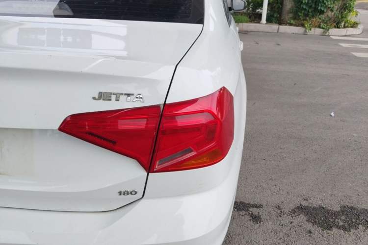 Used Volkswagen Jetta 2019 Dream Edition 1.5L Manual Fashion Version Right Rear Taillight