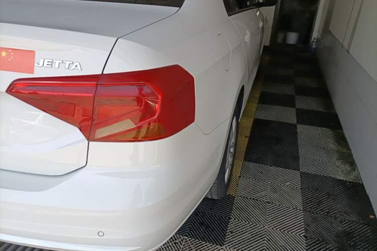 Used Volkswagen Jetta 2019 Dream Edition 1.4L Manual Fashion Version Right Rear Taillight