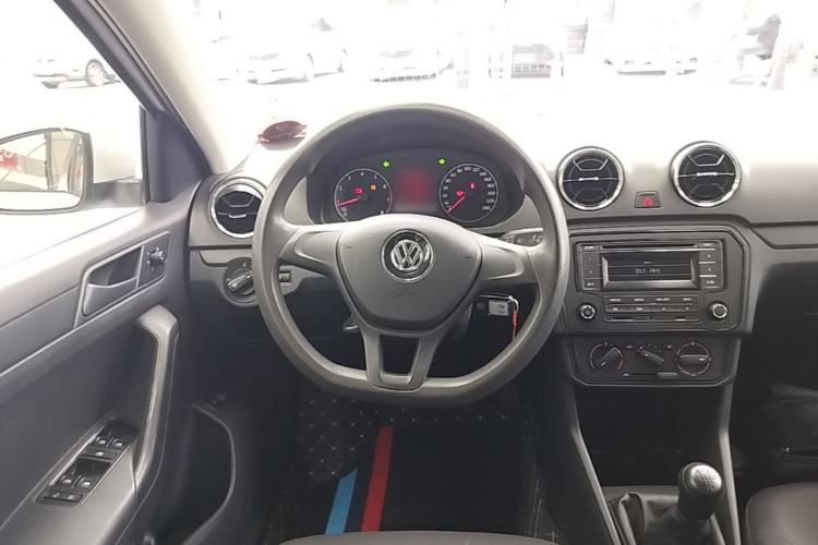Used Volkswagen Jetta 2019 Dream Edition 1.4L Manual Fashion Version Steering Wheel