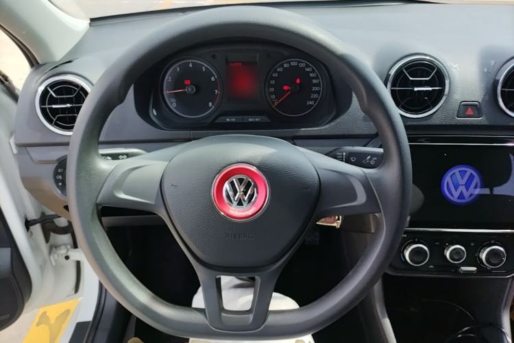 Used Volkswagen Jetta 2019 Dream Edition 1.5L Manual Fashion Version Steering Wheel