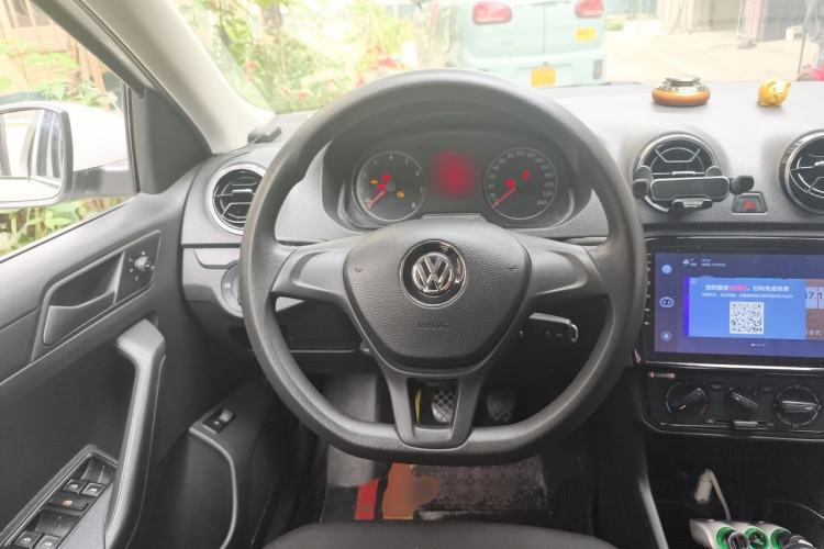 Used Volkswagen Jetta 2019 Dream Edition 1.4L Manual Fashion Version Steering Wheel