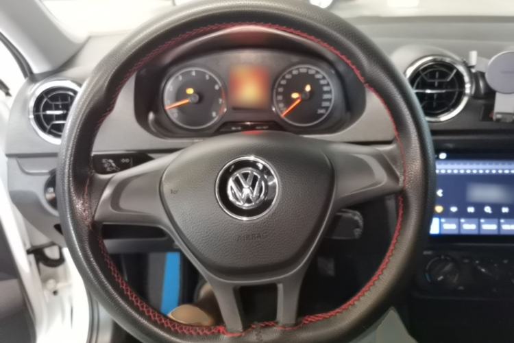 Used Volkswagen Jetta 2019 Dream Edition 1.4L Manual Fashion Version Steering Wheel