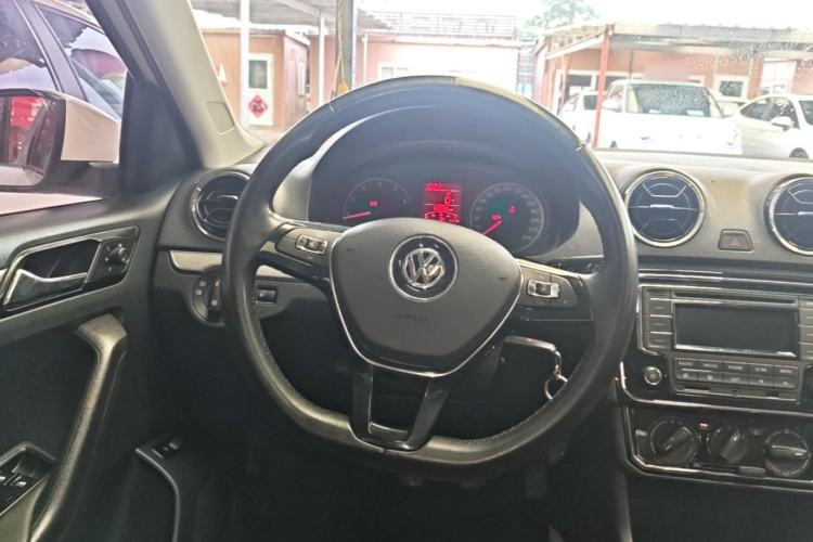 Used Volkswagen Jetta 2019 Dream Edition 1.5L Manual Comfort Version Steering Wheel