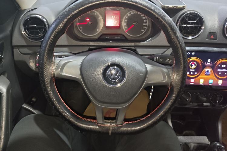 Used Volkswagen Jetta 2019 Dream Edition 1.4L Manual Fashion Version Steering Wheel