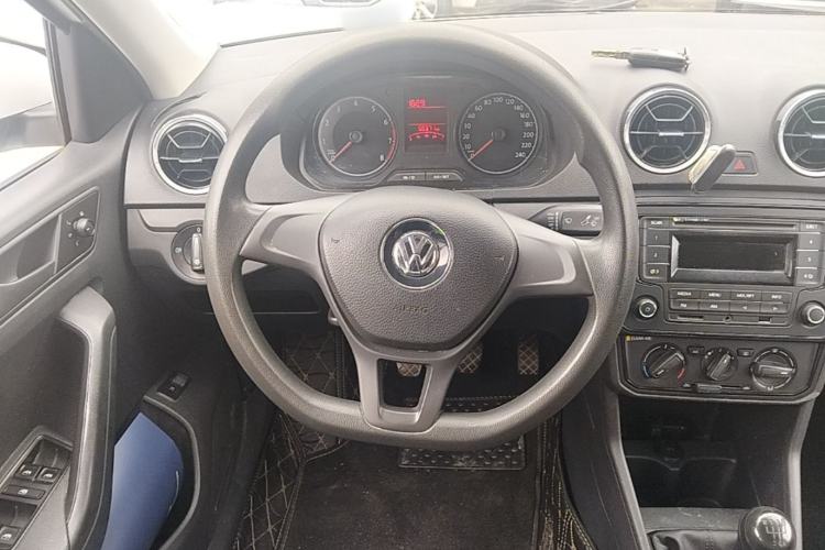 Used Volkswagen Jetta 2019 Dream Edition 1.5L Manual Fashion Version Steering Wheel