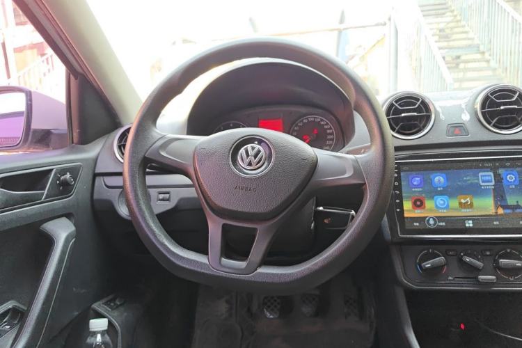 Used Volkswagen Jetta 2019 Dream Edition 1.4L Manual Fashion Version Steering Wheel