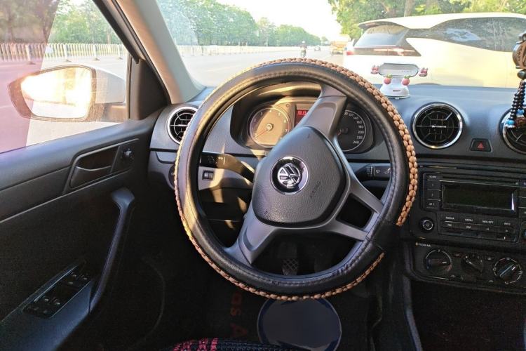 Used Volkswagen Jetta 2019 Dream Edition 1.5L Manual Fashion Version Steering Wheel