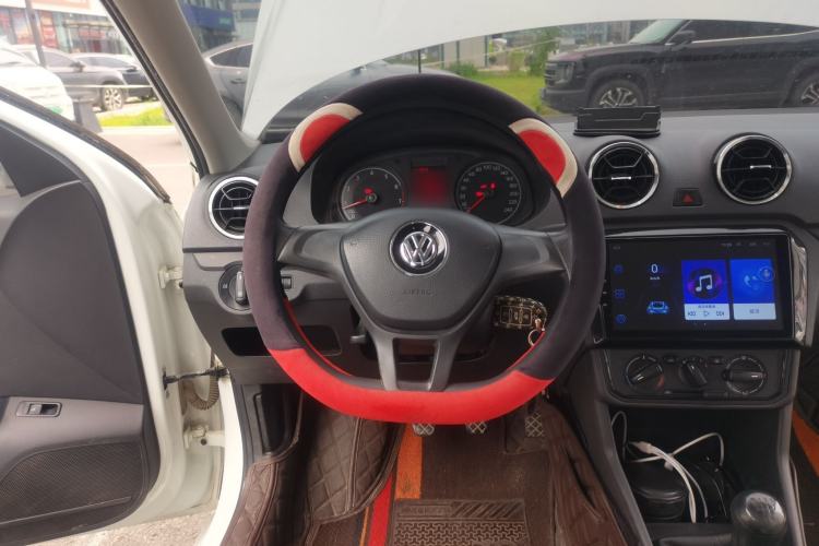 Used Volkswagen Jetta 2019 Dream Edition 1.4L Manual Fashion Version Steering Wheel