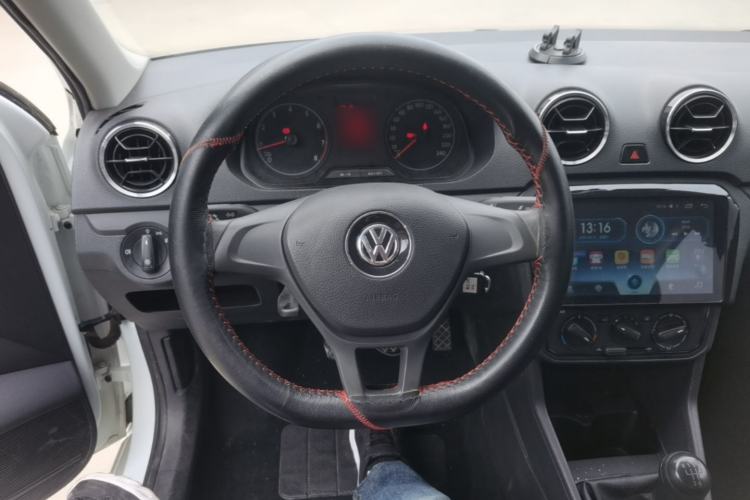 Used Volkswagen Jetta 2019 Dream Edition 1.4L Manual Fashion Version Steering Wheel