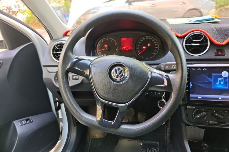 Used Volkswagen Jetta 2019 Dream Edition 1.5L Manual Fashion Version Steering Wheel