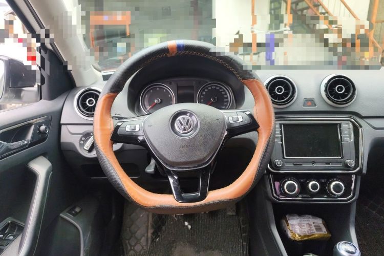 Used Volkswagen Jetta 2019 Dream Edition 1.5L Manual Fashion Version Steering Wheel