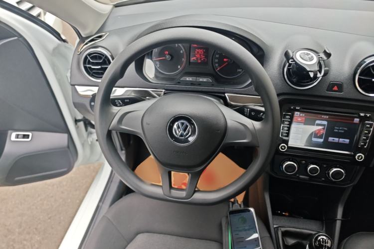 Used Volkswagen Jetta 2019 Dream Edition 1.4L Manual Fashion Version Steering Wheel