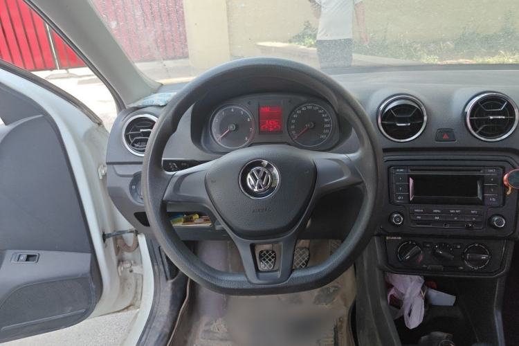 Used Volkswagen Jetta 2019 Dream Edition 1.4L Manual Fashion Version Steering Wheel