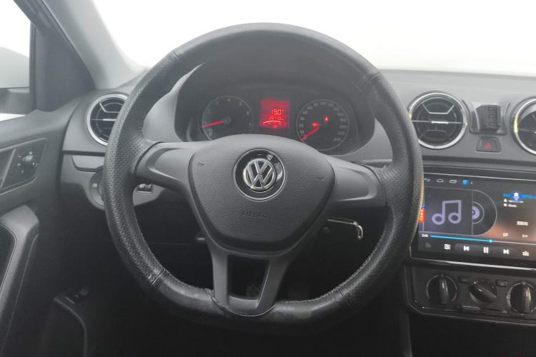 Used Volkswagen Jetta 2019 Dream Edition 1.4L Manual Fashion Version Steering Wheel