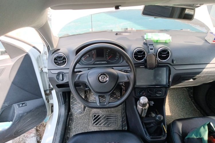 Used Volkswagen Jetta 2019 Dream Edition 1.4L Manual Fashion Version Steering Wheel