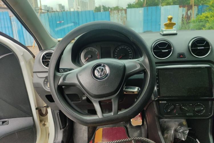 Used Volkswagen Jetta 2019 Dream Edition 1.4L Manual Fashion Version Steering Wheel