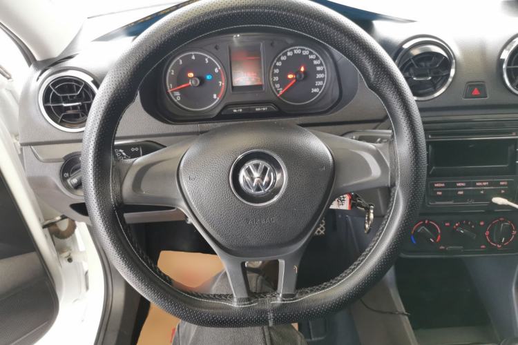 Used Volkswagen Jetta 2019 Dream Edition 1.5L Manual Fashion Version Steering Wheel