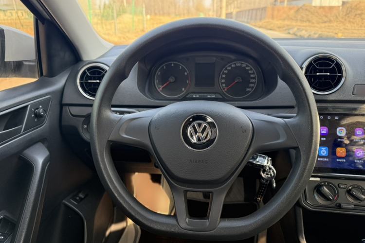 Used Volkswagen Jetta 2019 Dream Edition 1.5L Automatic Fashionable Version Steering Wheel
