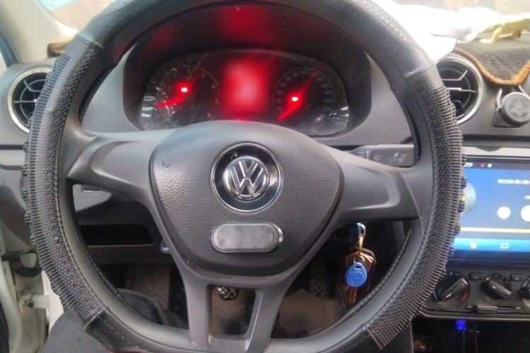 Used Volkswagen Jetta 2019 Dream Edition 1.4L Manual Fashion Version Steering Wheel