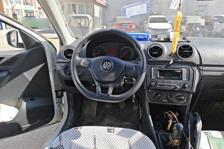 Used Volkswagen Jetta 2019 Dream Edition 1.5L Manual Fashion Version Steering Wheel