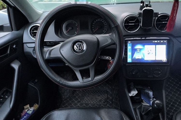 Used Volkswagen Jetta 2019 Dream Edition 1.4L Manual Fashion Version Steering Wheel
