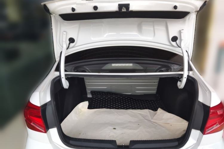 Used Volkswagen Jetta 2019 Dream Edition 1.5L Manual Fashion Version Trunk