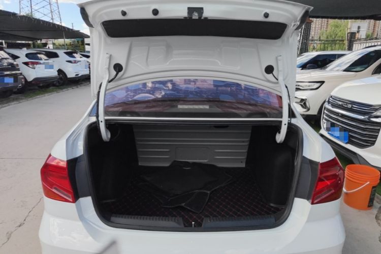 Used Volkswagen Jetta 2019 Dream Edition 1.5L Automatic Fashionable Version Trunk