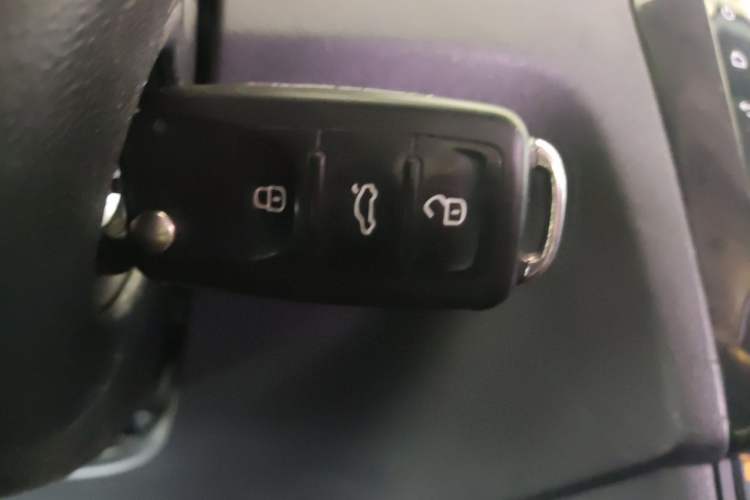 Used Volkswagen Jetta 2019 Dream Edition 1.5L Manual Fashion Version Vehicle Key