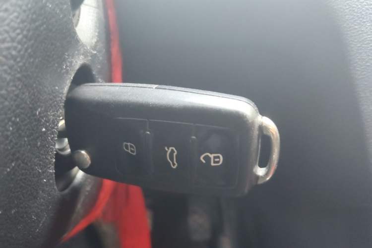 Used Volkswagen Jetta 2019 Dream Edition 1.4L Manual Comfort Version Vehicle Key