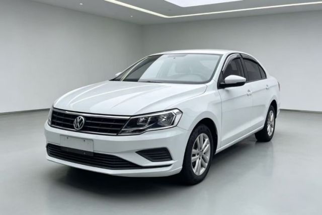 Używany Volkswagen Jetta 2019 Dream Edition 1.5L Manual Fashion Version