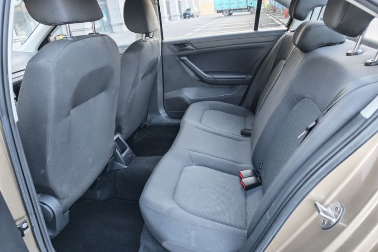 Used Volkswagen Jetta 2019 Dream Edition 1.5L Automatic Fashionable Version Exterior 1