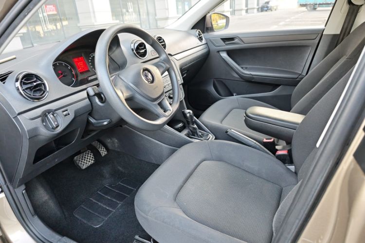 Used Volkswagen Jetta 2019 Dream Edition 1.5L Automatic Fashionable Version Exterior 2