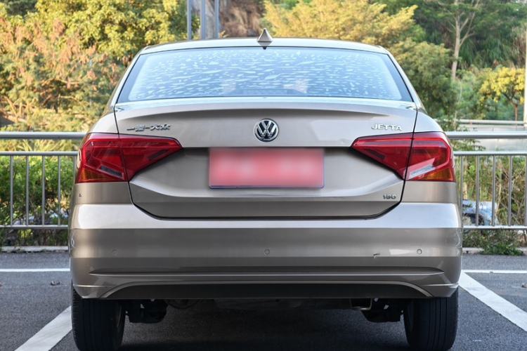 Used Volkswagen Jetta 2019 Dream Edition 1.5L Automatic Fashionable Version Exterior 6