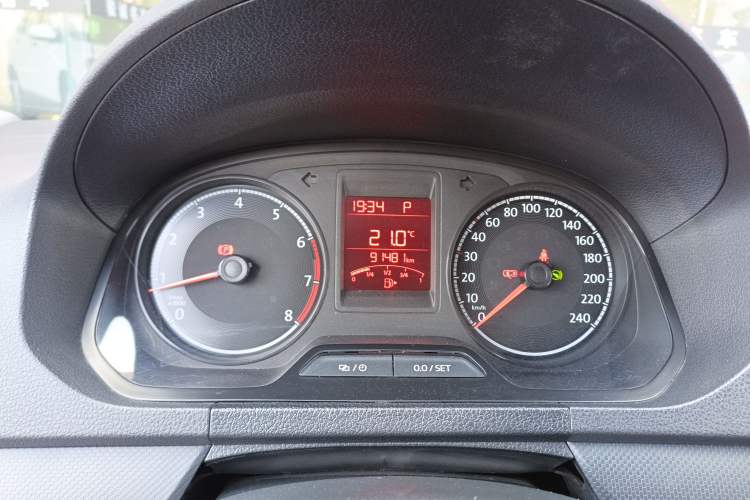 Used Volkswagen Jetta 2019 Dream Edition 1.5L Automatic Fashionable Version Instrument Cluster