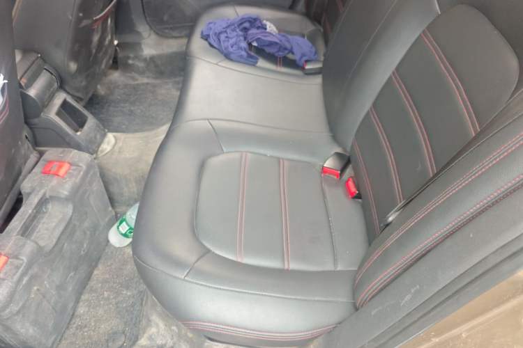 Used Volkswagen Jetta 2019 Dream Edition 1.5L Manual Fashion Version Left Rear Seat
