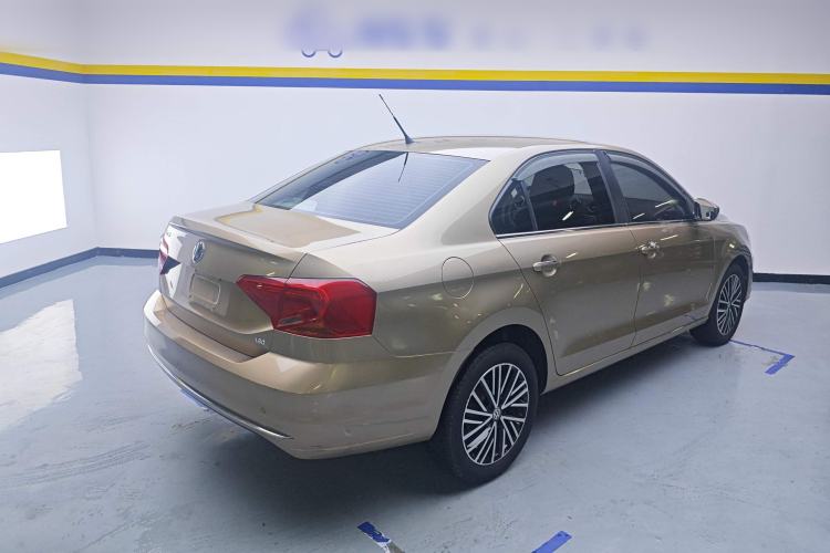 Used Volkswagen Jetta 2019 Dream Edition 1.5L Automatic Comfort Version Rear Right 45 Deg