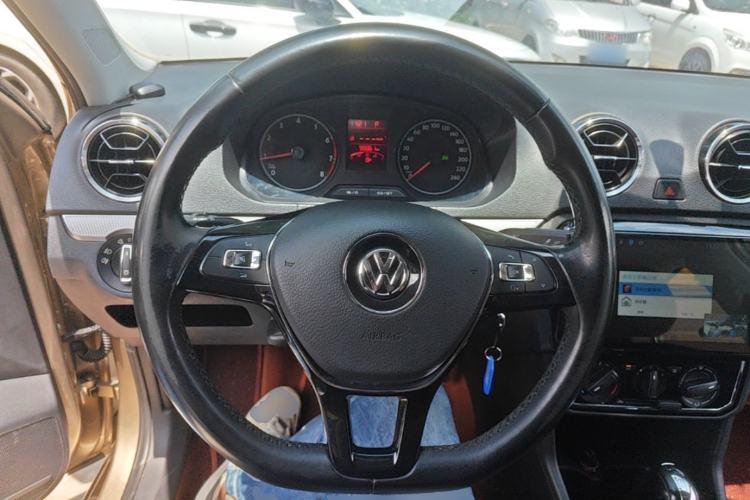 Used Volkswagen Jetta 2019 Dream Edition 1.5L Automatic Comfort Version Steering Wheel