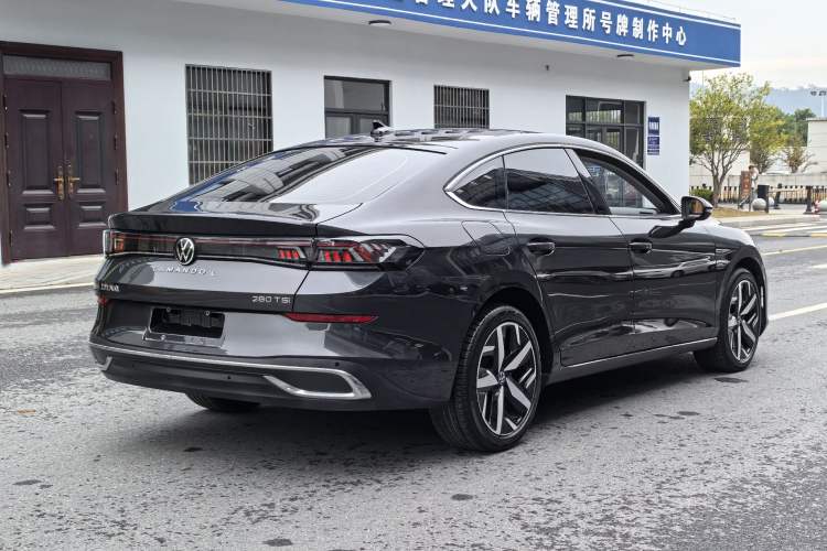 Used Volkswagen Lamando 2022 Lavida L 280TSI DSG Cool & Spicy Edition Exterior 6