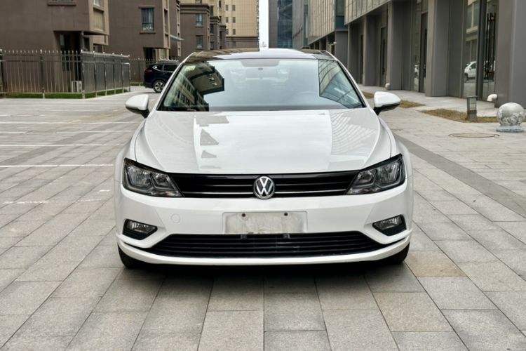 Used Volkswagen Lamando 2015 230TSI Manual Trend Edition Exterior 1