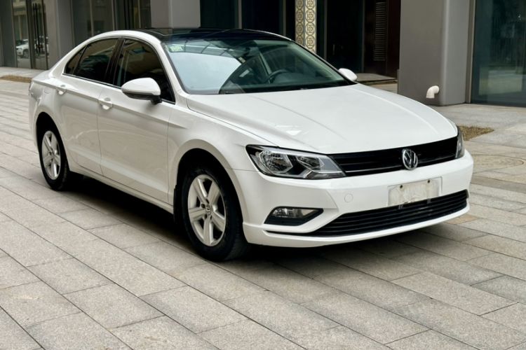 Used Volkswagen Lamando 2015 230TSI Manual Trend Edition Exterior 2