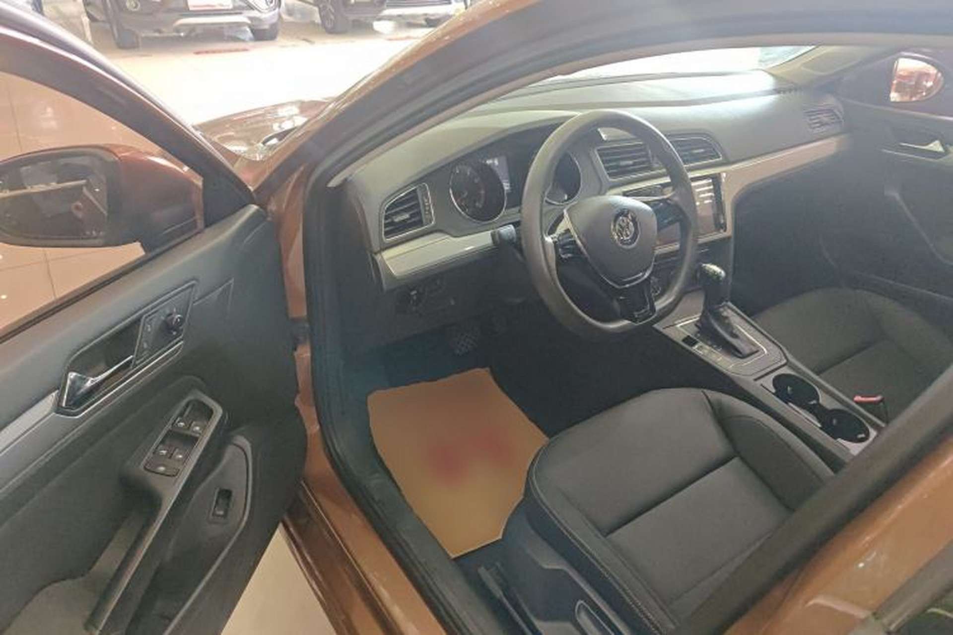 Used Volkswagen Lamando 2017 230TSI DSG Fashion Edition Driver Seat