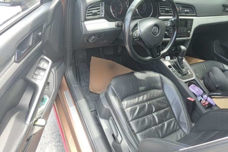 Used Volkswagen Lamando 2015 280TSI DSG Comfort Edition Driver Seat