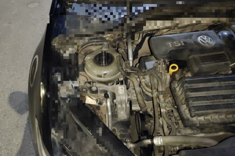 Used Volkswagen Lamando 2015 280TSI Manual Comfort Edition Engine Bay Right