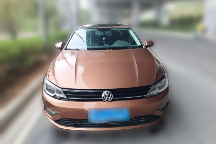 Used Volkswagen Lamando 2015 230TSI Manual Trend Edition Front