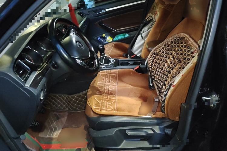 Used Volkswagen Lamando 2015 280TSI Manual Comfort Edition Left Front Seat