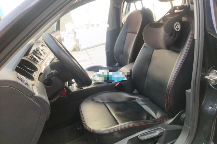 Used Volkswagen Lamando 2015 230TSI DSG Fashion Edition Left Front Seat